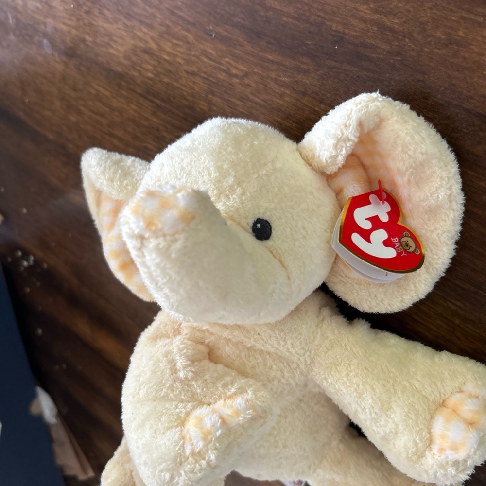 Ty Cream Plush Toy baby P nut new w tags